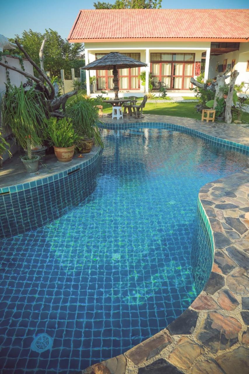 Tree Roots Retreat Hotell Rayong Eksteriør bilde